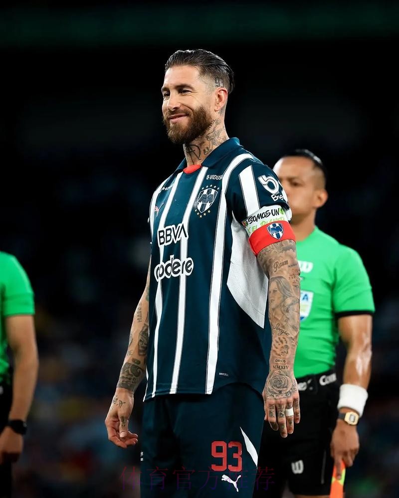 拉莫斯更新社媒:为一场特殊的比赛做准备 加油! 拉莫斯更新社媒:为一场特殊的比赛做准备 加油!